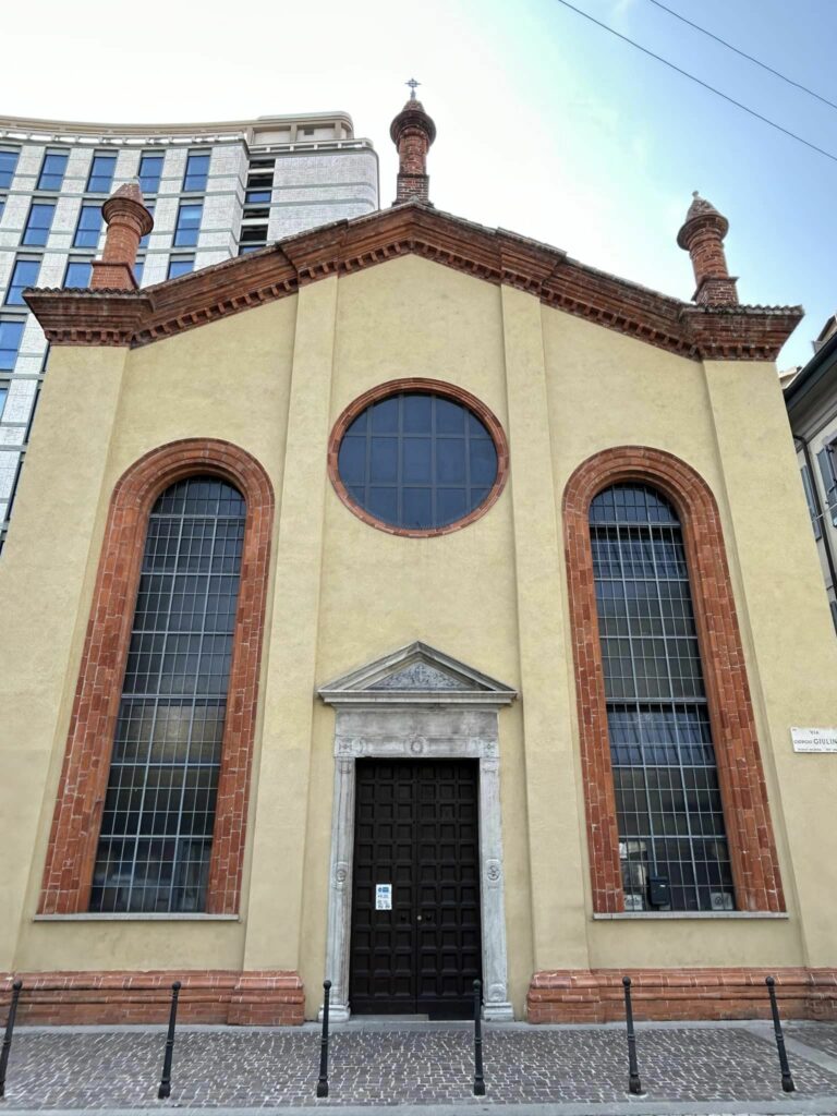 Chiesa ortodossa russa dei santi Sergio, Serafino e Vincenzo