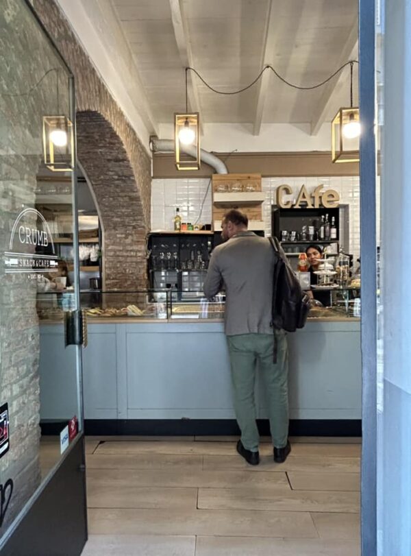 Crumb snack & cafè